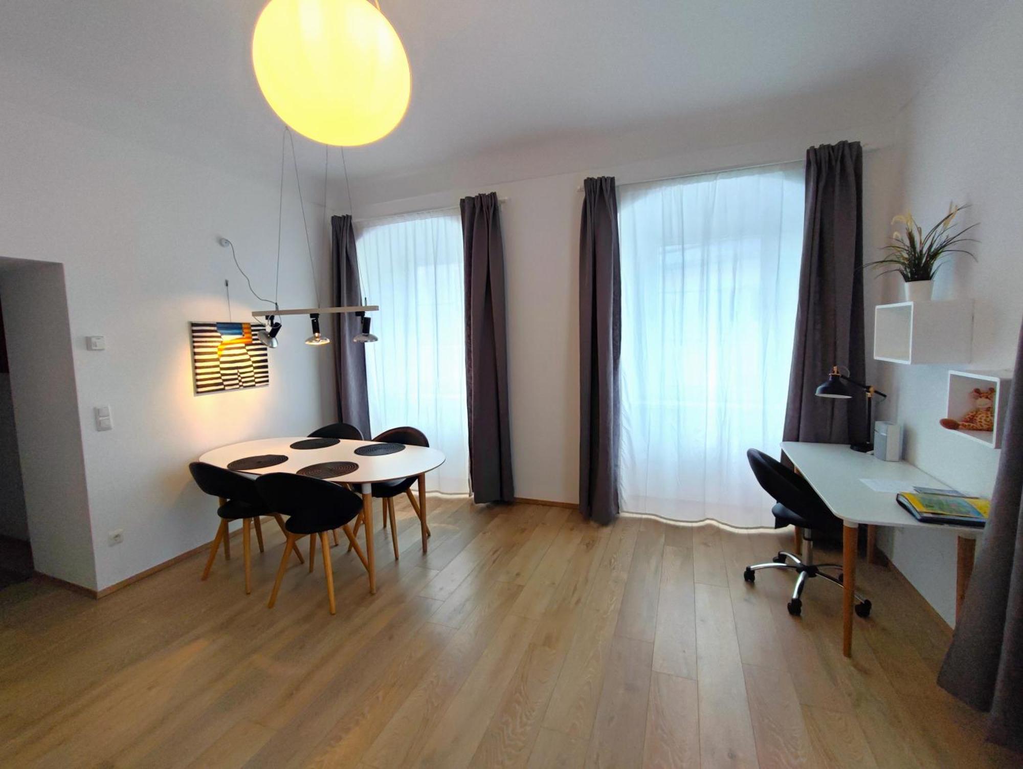 Altstadtwohnung Traunstein Mit Traunseeblick 1A Gmunden Zewnętrze zdjęcie